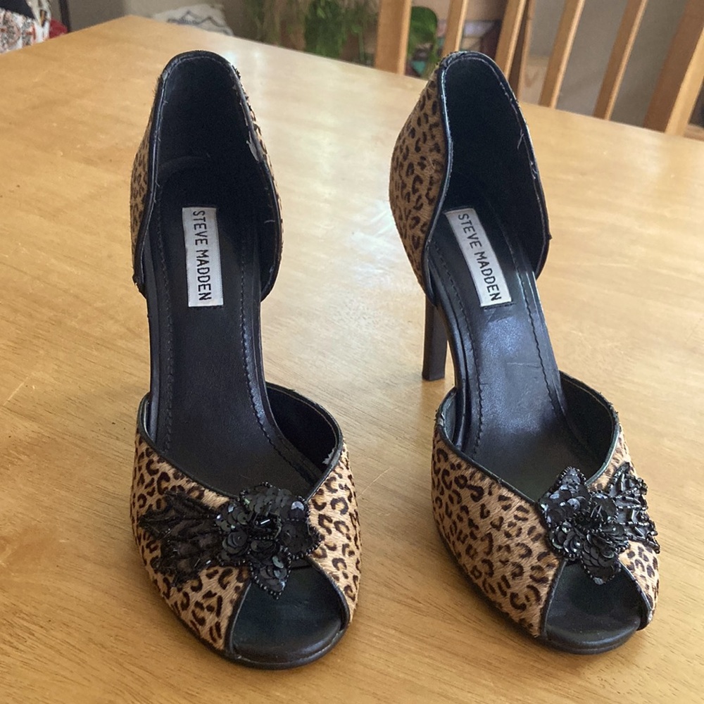 Steve Madden 3 inch pump